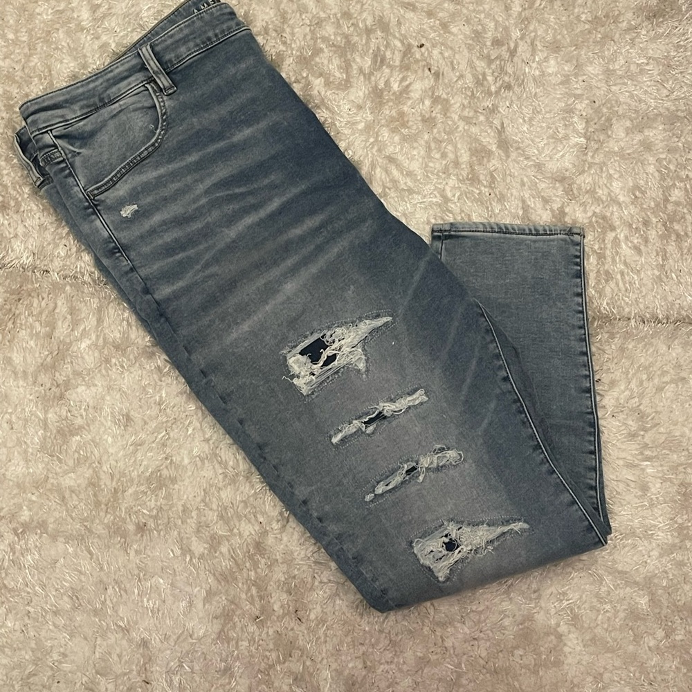 American Eagle Distressed Jeans